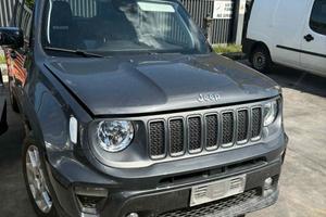 Jeep Renegade del 2023 per ricambi