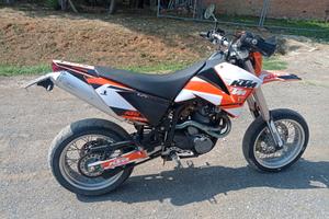 KTM 625 SMC   splendido Motard!