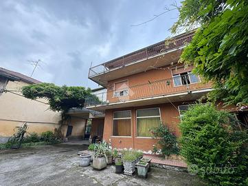 CASA DI CORTE A CISERANO