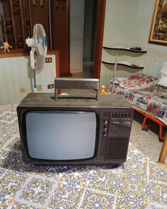 televisore 