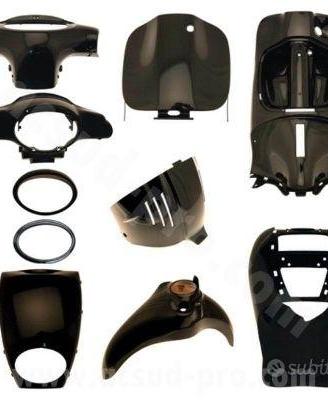 KIT CARENE APRILIA SCARABEO 50 100 NERO LUCIDO