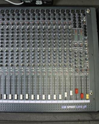 Soundcraft Spirit Live 3-2 – Mixer Analogico