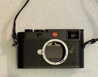 Leica M11