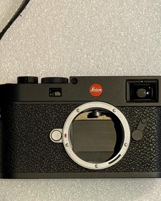 Leica M11