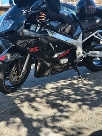GSX r 600