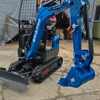 Escavatore Rippa R18q - Viareggio