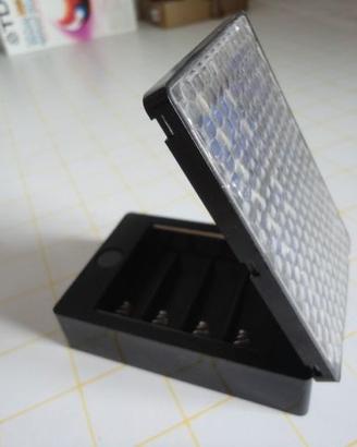 CARICA PILE BATTERIE SOLARE pbpb