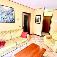 MORTARA CITTA': TRILOCALE TERMOAUTONOMO CON AUTORI