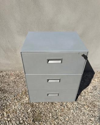 Cassettiera da ufficio con serratura in metallo