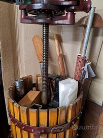 Attrezzatura per fare il vino