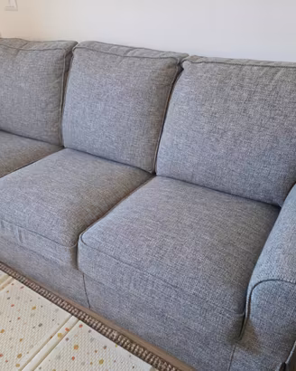 Divano Poltronesofà Tromello 4 posti come nuovo