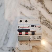 Interruttore Magnetotermico Differenziale GE - C16