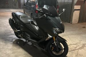Yamaha Tmax 530 sx