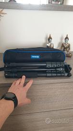 Cavalletto BENRO mai usato