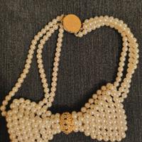 Collana di bigiotteria 