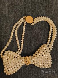 Collana di bigiotteria 