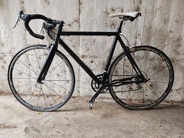 bicletta da corsa Colnago anno 2005