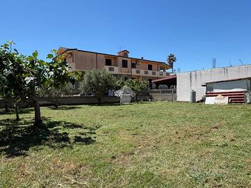 TER. RESIDENZIALE A BOTRICELLO