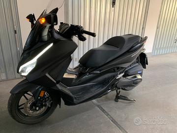 Honda Forza 350 - Garanzia 2028