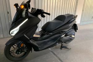 Honda Forza 350 - Garanzia 2028