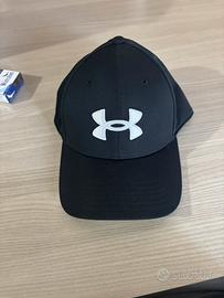 cappello under armour
