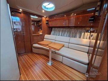 Barca 2006 Regal 3760 con D4 Volvo Diesel DPH