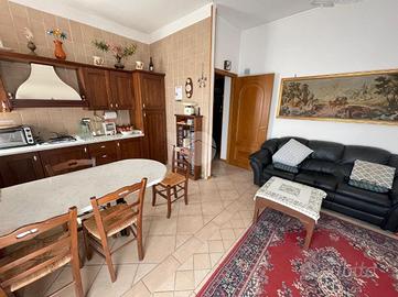3 LOCALI A VALENZA