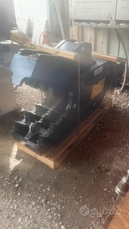 Pinza mustang rh 12 2023