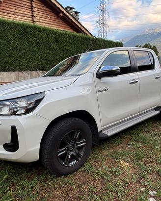 Toyota hilux 2021