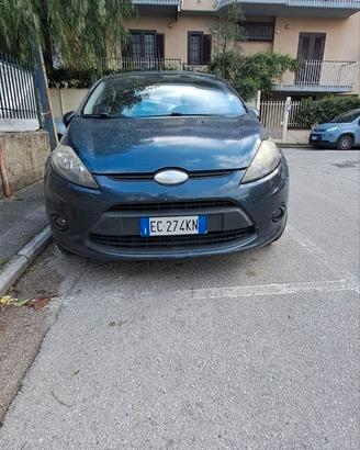 Ford Fiesta 2010 1.4L BENZ+GPL