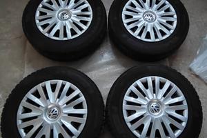 Cerchi originali VW  con gomme invernali 195/65 