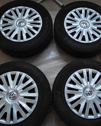 Cerchi originali VW  con gomme invernali 195/65 