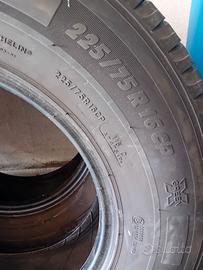 Gomme camper furgone