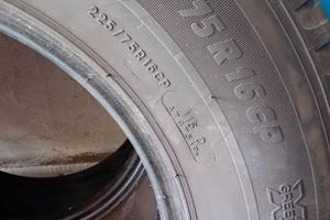 Gomme camper furgone