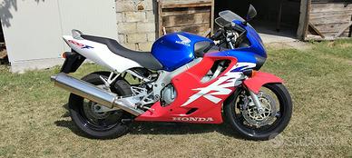 Honda cbr 600 f