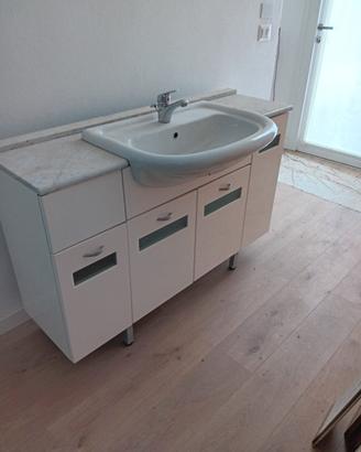 Bagno mobile lavandino