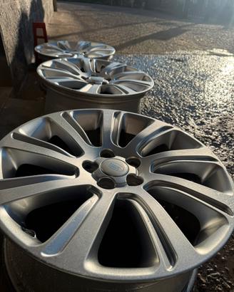 Cerchi in lega 18 Land rover Discovery sport ford