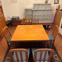 Tavolo quadrato allungabile con 6 sedie