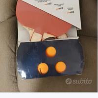 Ping Pong racchette ancora imballate e  Rete