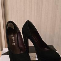 Décolleté nere in velluto con plateau N.38