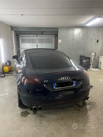 Fari posteriori oscurati per Audi tt 8j