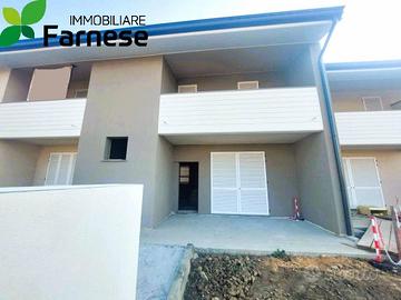 Villetta a schiera di 178 m² con 4 locali e box au