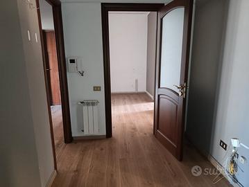 4 vani 140mq Galieli/Via Campolo con posto auto