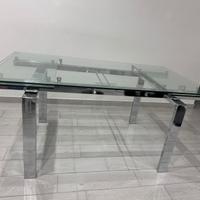Tavolo allungabile in vetro struttura in metallo