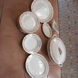 Servizio piatti