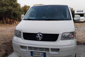 Volkswagen trasporter t5 
