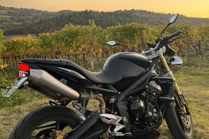 Triumph street triple 675