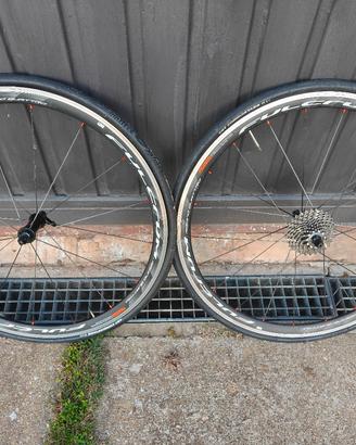 fulcrum racing 4