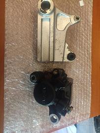 pinza con piastra Triumph tt 600