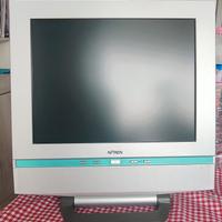 Monitor 15".